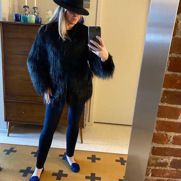 Fabulous Furs Tibetan Lamb Faux Jacket - Picture 5 of 5